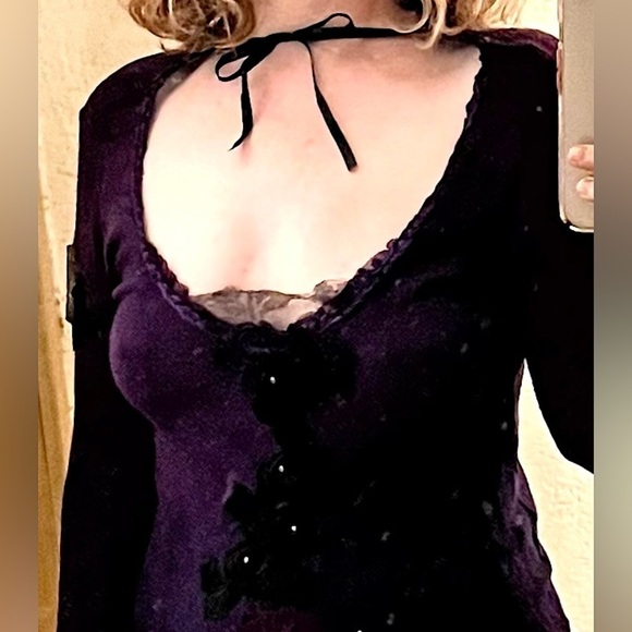 One of a kind beautiful lightweight purple pullover, appliqué and lace - Picture 7 of 7